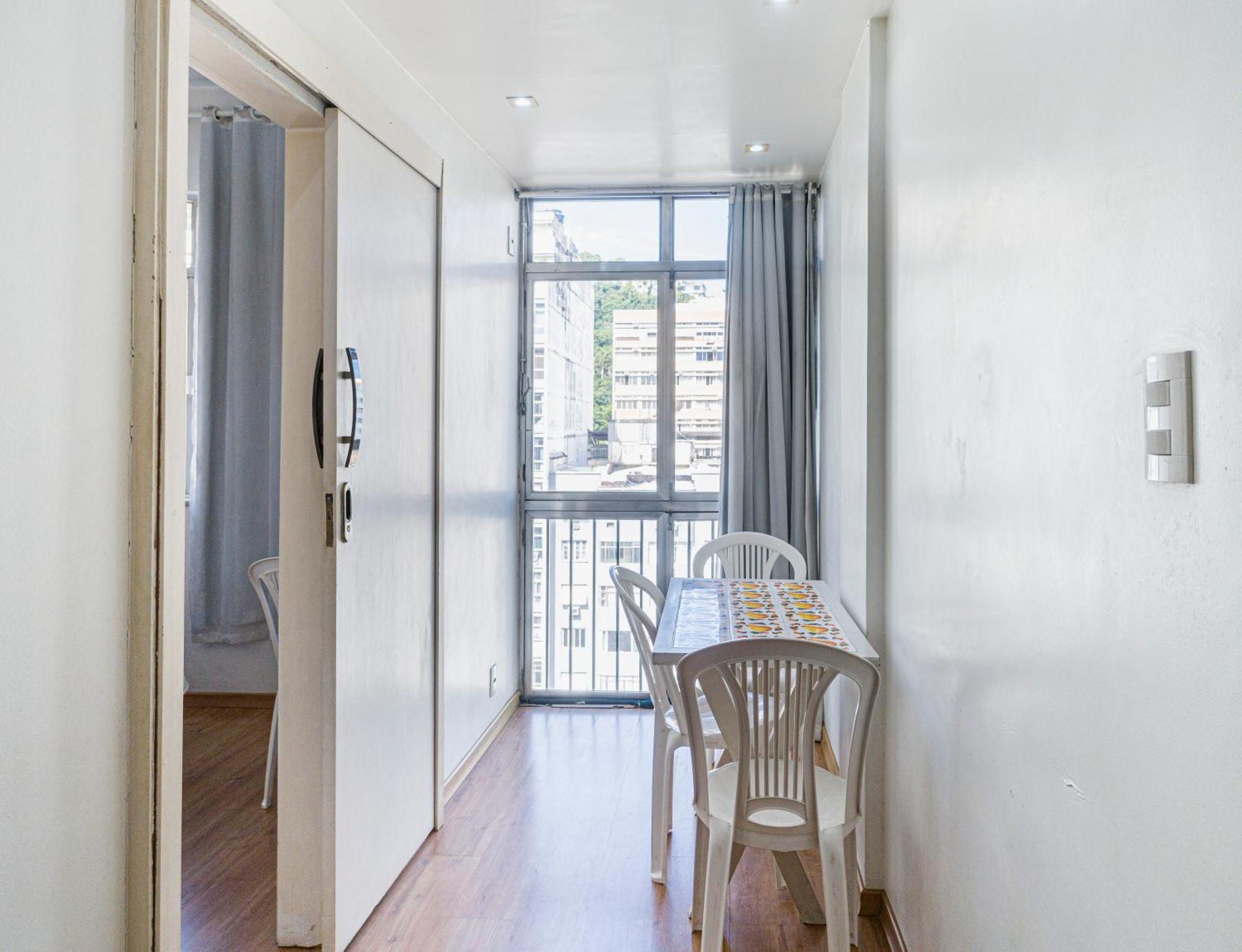 Apartamento Completo Na Praia De Copacabana 02 Quartos Com Vista Lateral Mar Em Andar Alto, Ar, Wifi , Netflix, Pauloangerami Rmvc18 Rio de Janeiro Extérieur photo