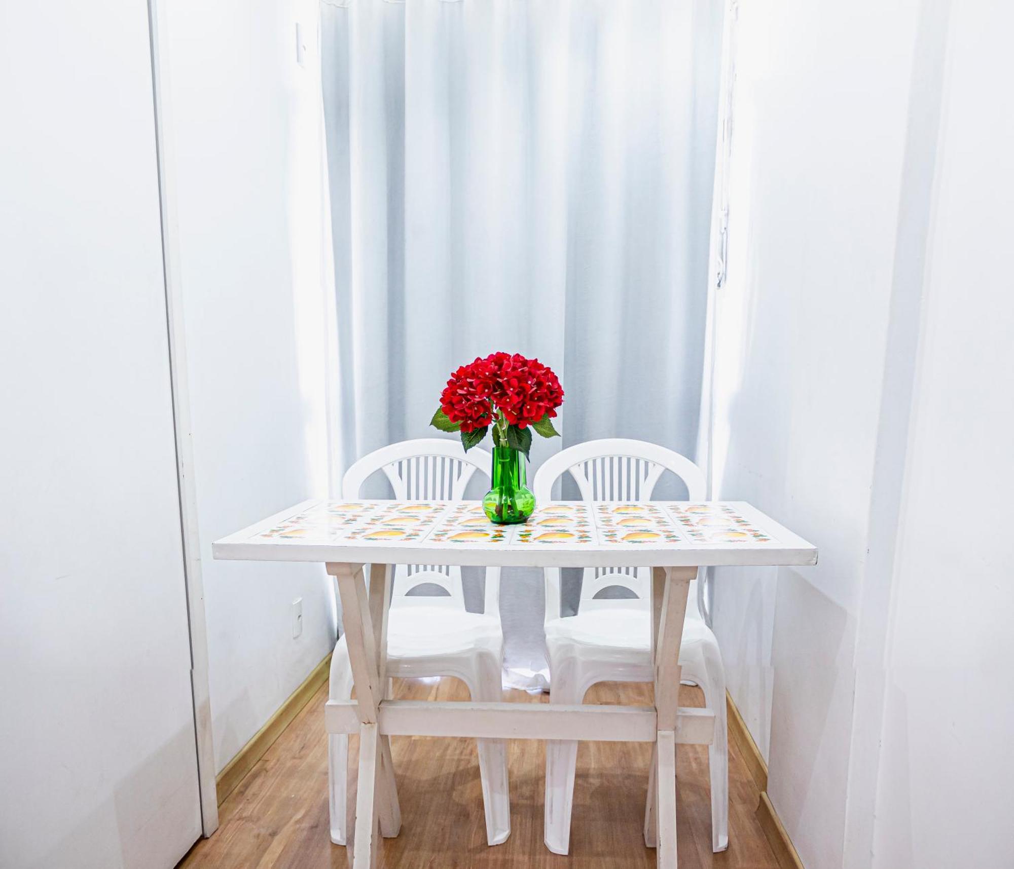 Apartamento Completo Na Praia De Copacabana 02 Quartos Com Vista Lateral Mar Em Andar Alto, Ar, Wifi , Netflix, Pauloangerami Rmvc18 Rio de Janeiro Extérieur photo